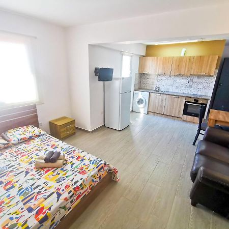 Hidden Gem City Studio ลาร์นาคา ภายนอก รูปภาพ